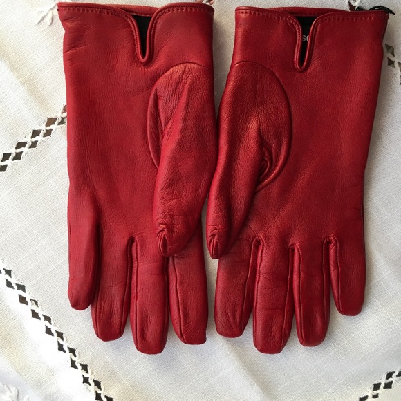 DSquared2 Red Leather Gloves, Size 8 - Picture 2 of 6